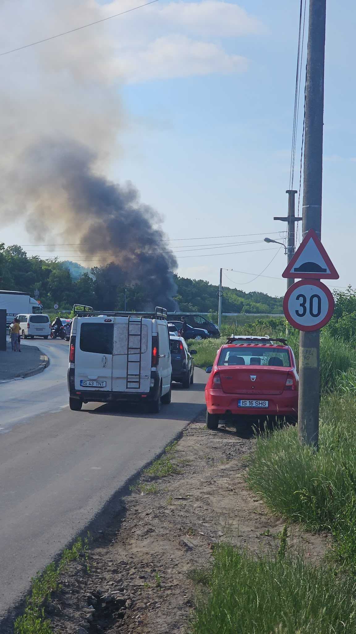incendiu tiki village (2)