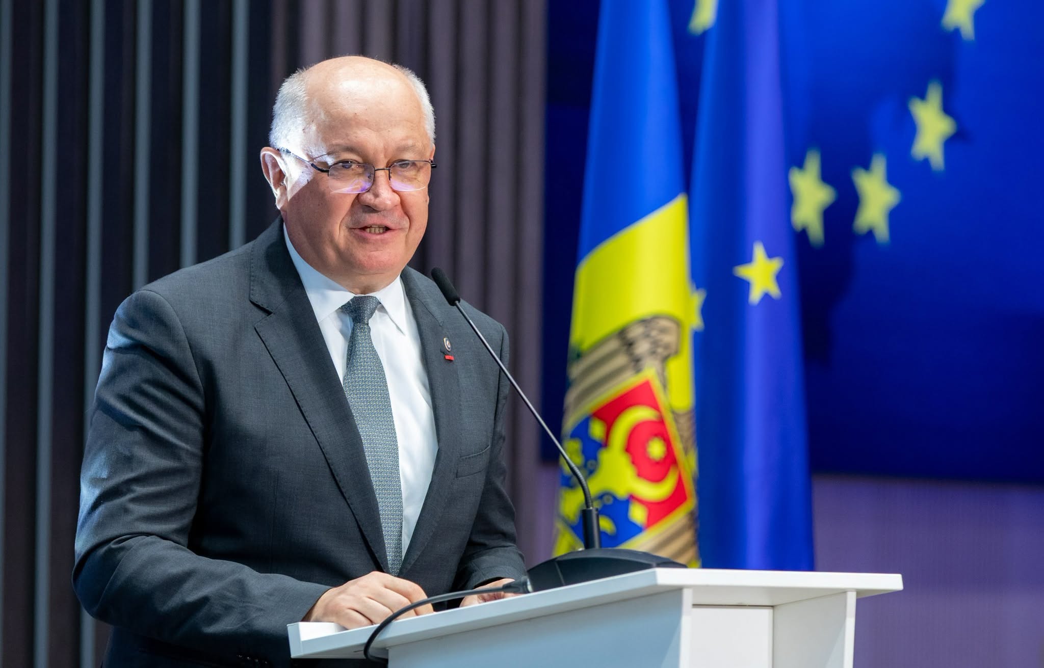 alexandru munteanu demisie premier republica moldova