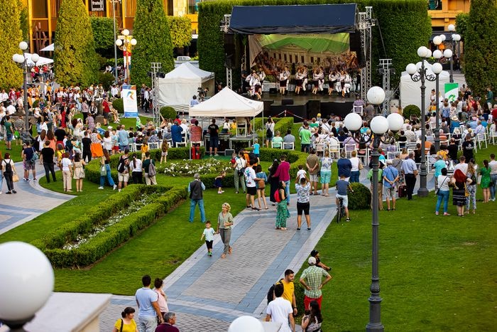 festivalul catalina iasi