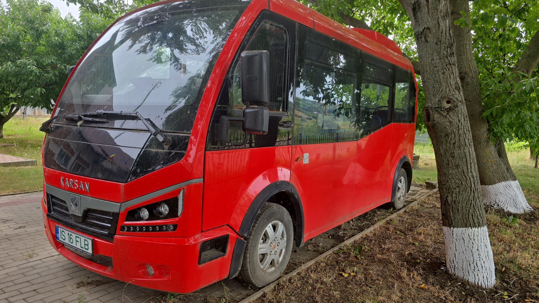 microbuz comuna cozmesti